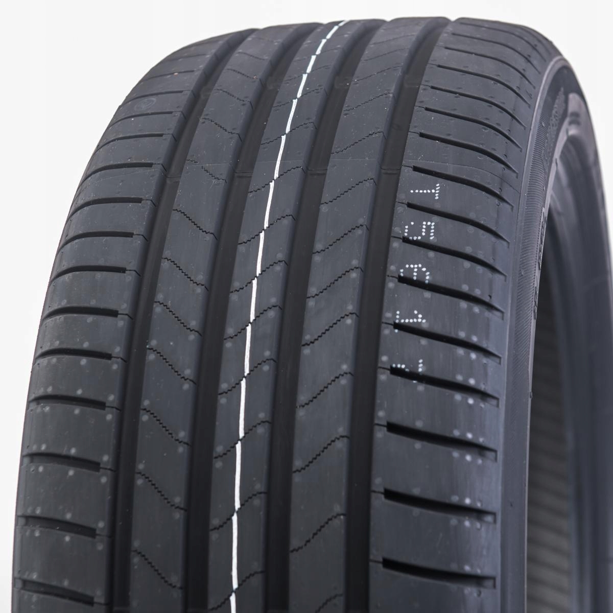 255/45R19 opona BRIDGESTONE TURANZA 6 XL 104Y